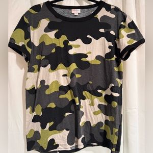 Woman’s LulaRoe Tee Shirt - Size S